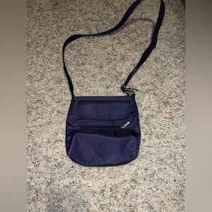 Travelon anti-theft purple crossbody purse